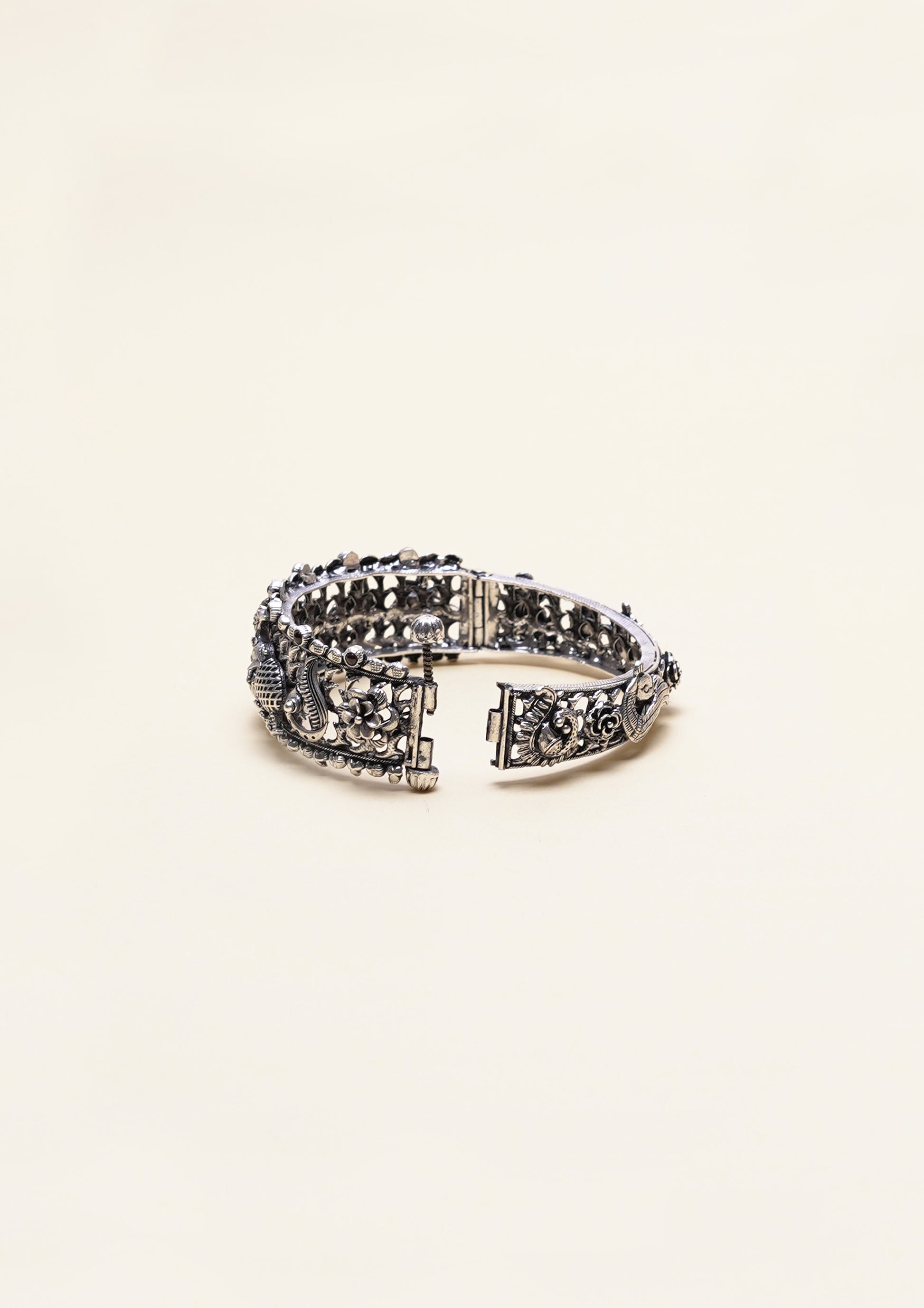 Abhiruchi Sanketa Nakashi Oxidized Silver Finish Single Kada
