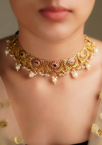 Svarna Lata Premium Gold Finish Necklace