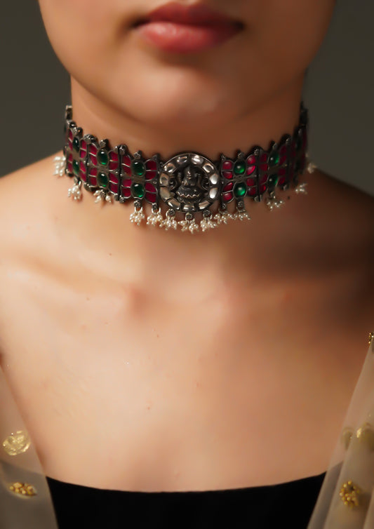 Ratna Vilasa Kundan Oxidized Silver Finish Choker