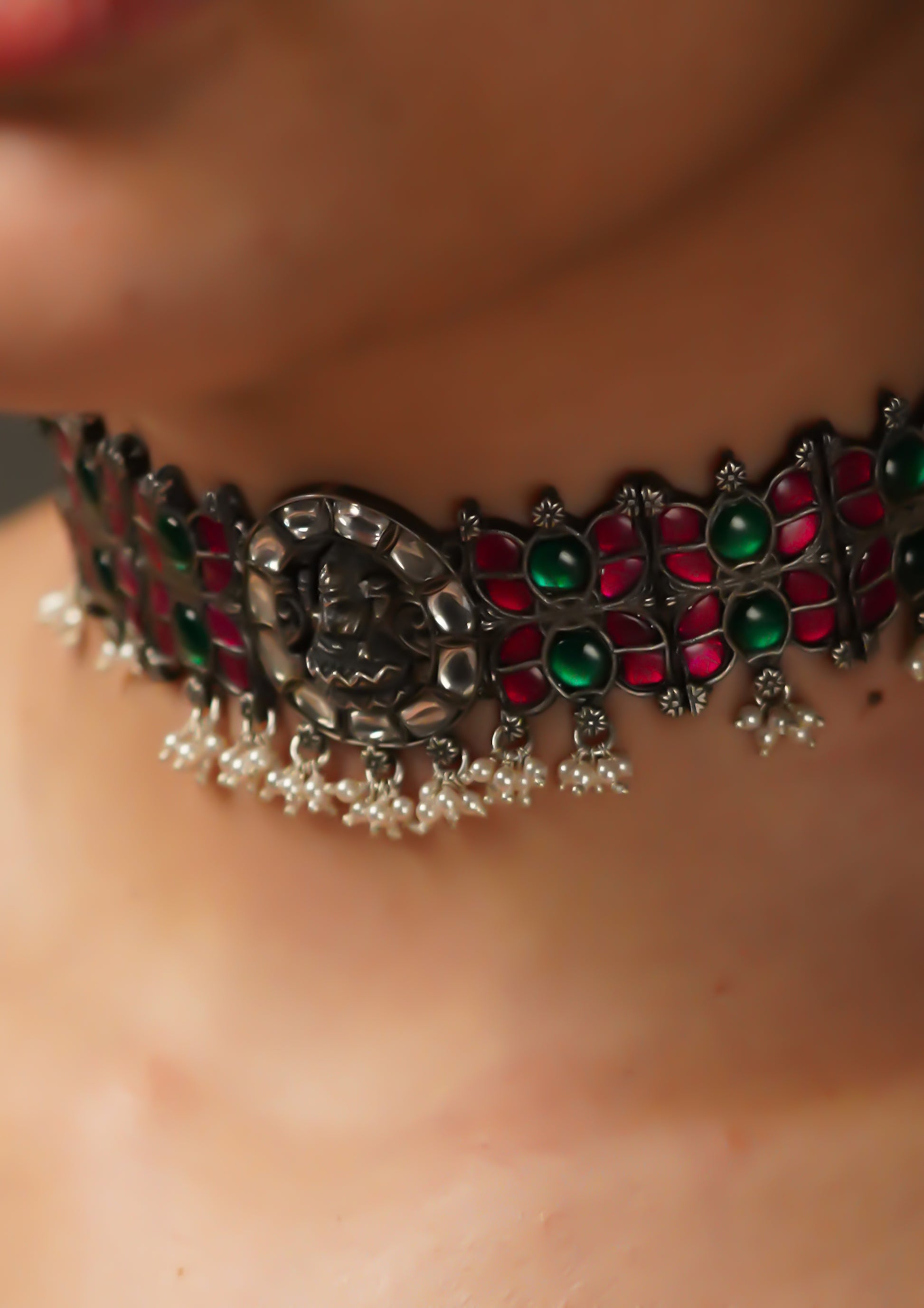 Ratna Vilasa Kundan Oxidized Silver Finish Choker
