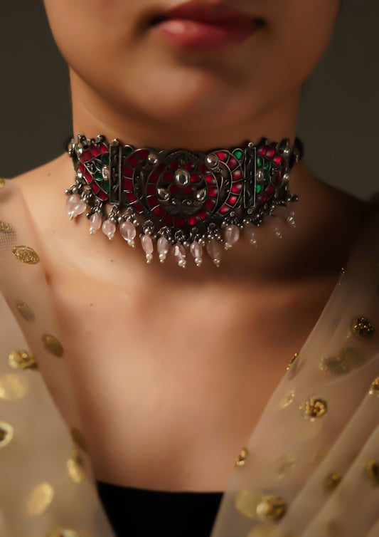 Pushpa Kesa Kundan Oxidized Silver Finish Choker