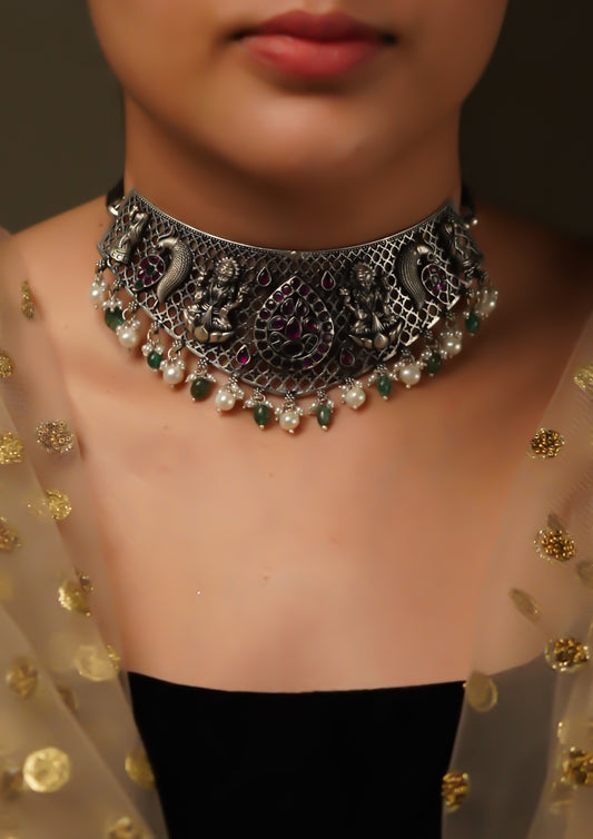 Sundara Vrinda Nakashi Oxidized Silver Finish Choker