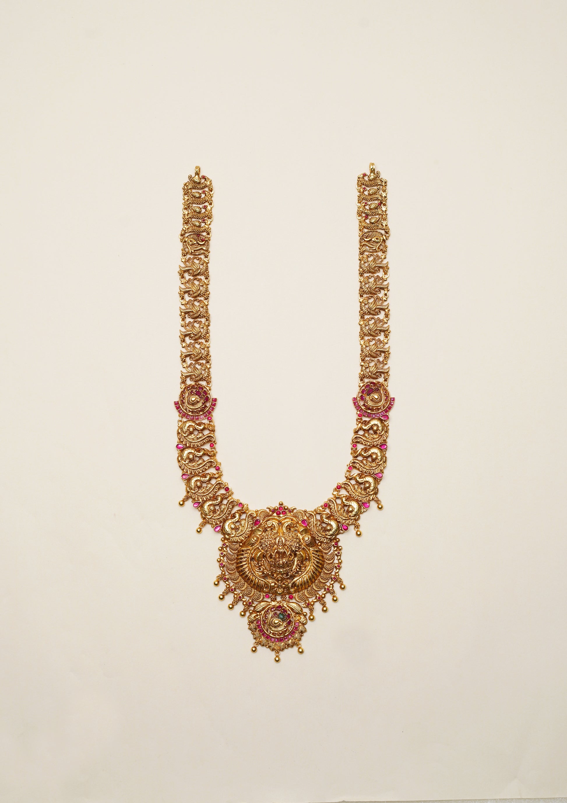 Indra Rekha Nakashi Gold Finish Haar