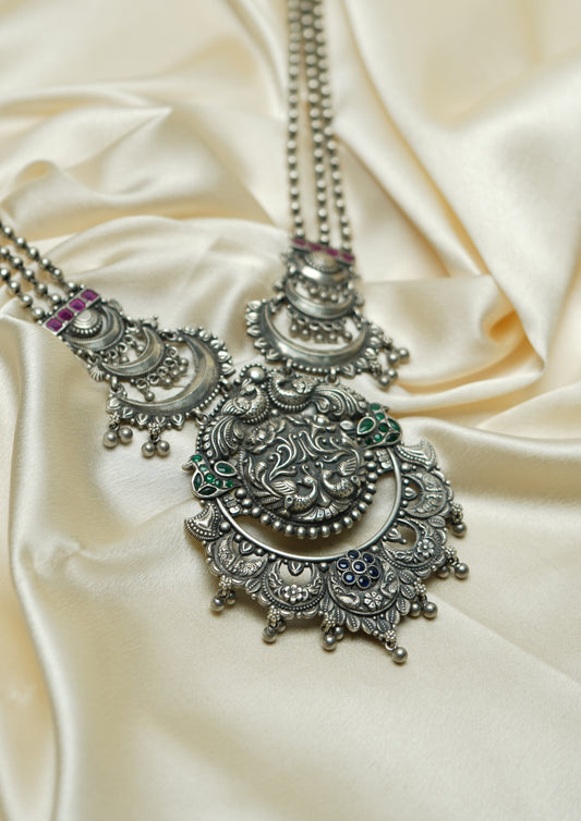 Nitya Divya Nakashi Oxidized Silver Finish Haar