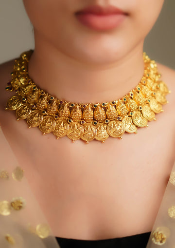 Pushpa Varna Nakashi Gold Finish Necklace