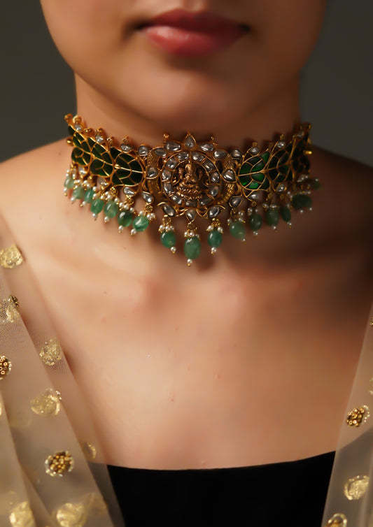 Svarna Nupura Kundan Gold Finish Choker