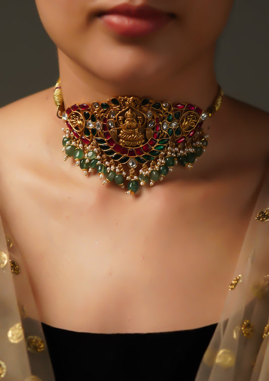 Divya Kanthi Kundan Gold Finish Choker