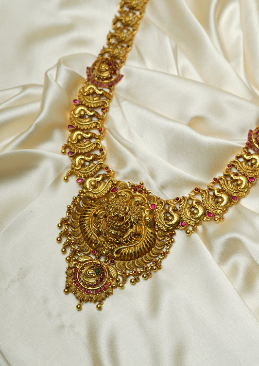 Indra Rekha Nakashi Gold Finish Haar