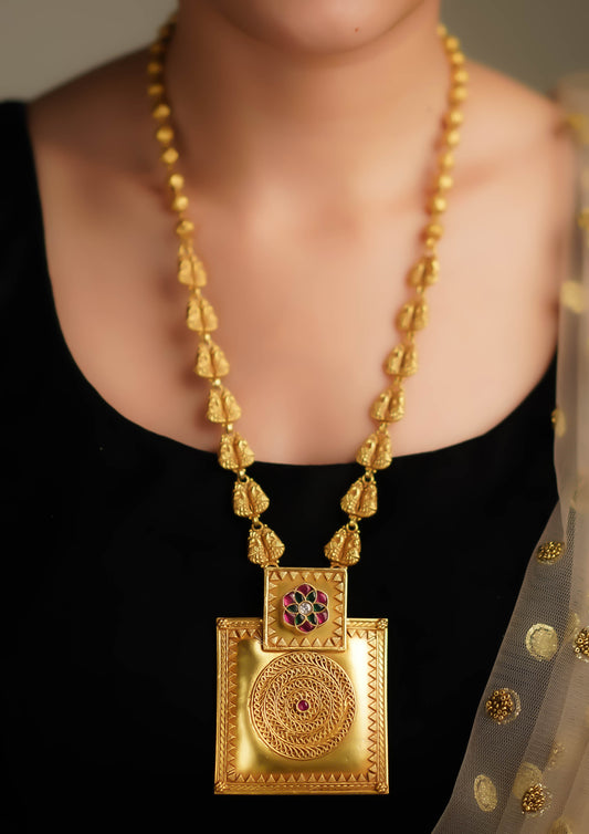 Amrita Tarangini Limited Edition Gold Finish Haar