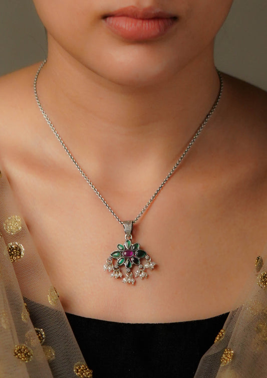 Sampoorna Pushp Premium Oxidized Silver Finish Small Pendant